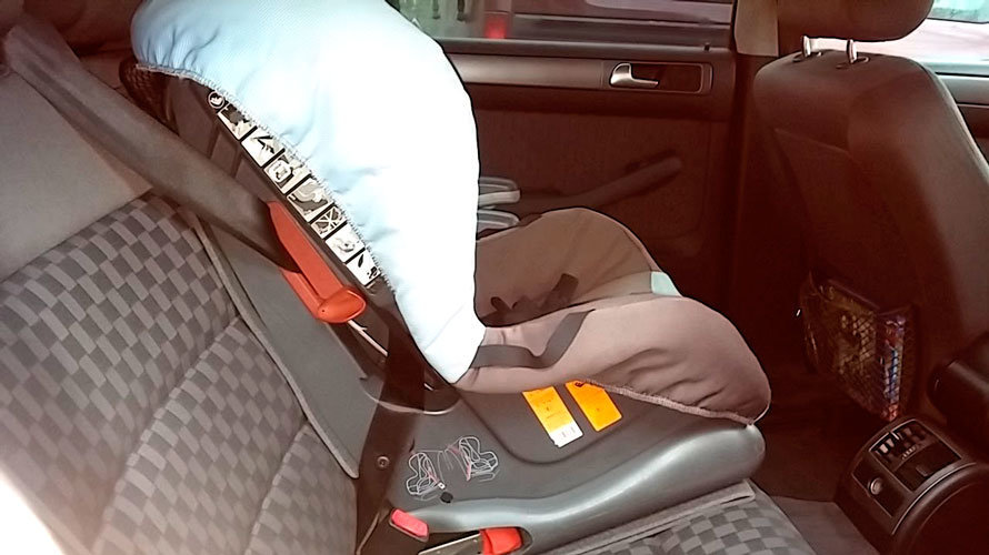 Una silla del coche de un bebé. ARCHIVO