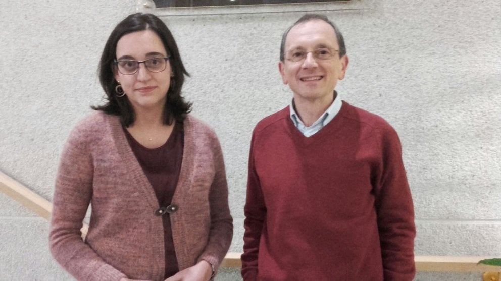 La doctora Marina Itziar Casado y el doctor Jesús Castilla, del ISPLN