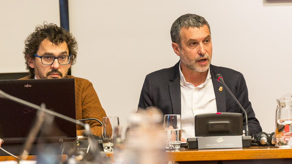 Comparecencia de Miguel Laparra para explicar el protocolo de actuación entre el Ayuntamiento de Tudela y NASUVINSA (03). IÑIGO ALZUGARAY