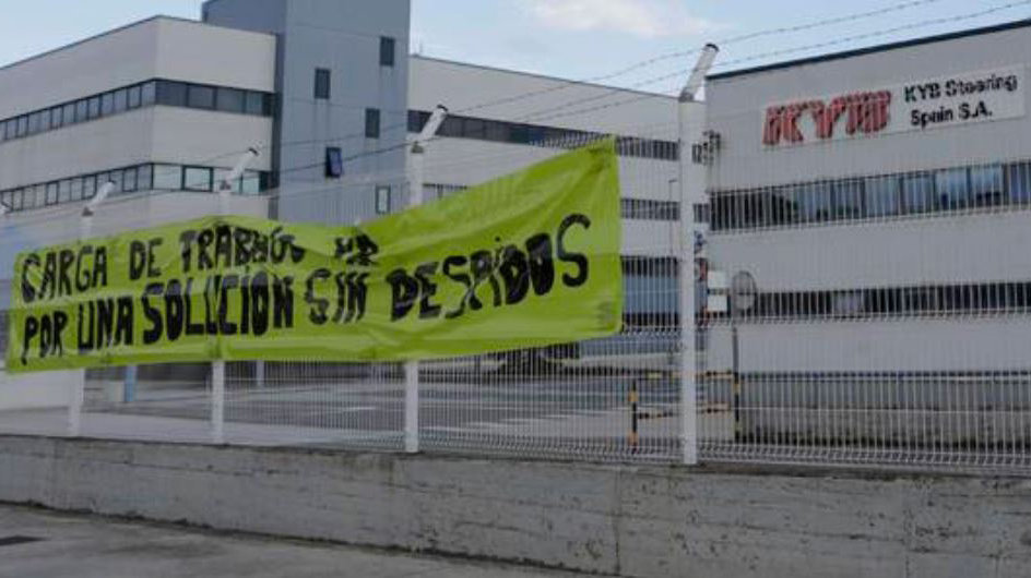 Imagen de un cartel reclamando una solución sin despidos en la planta de KSS en Orcoyen TWITTER