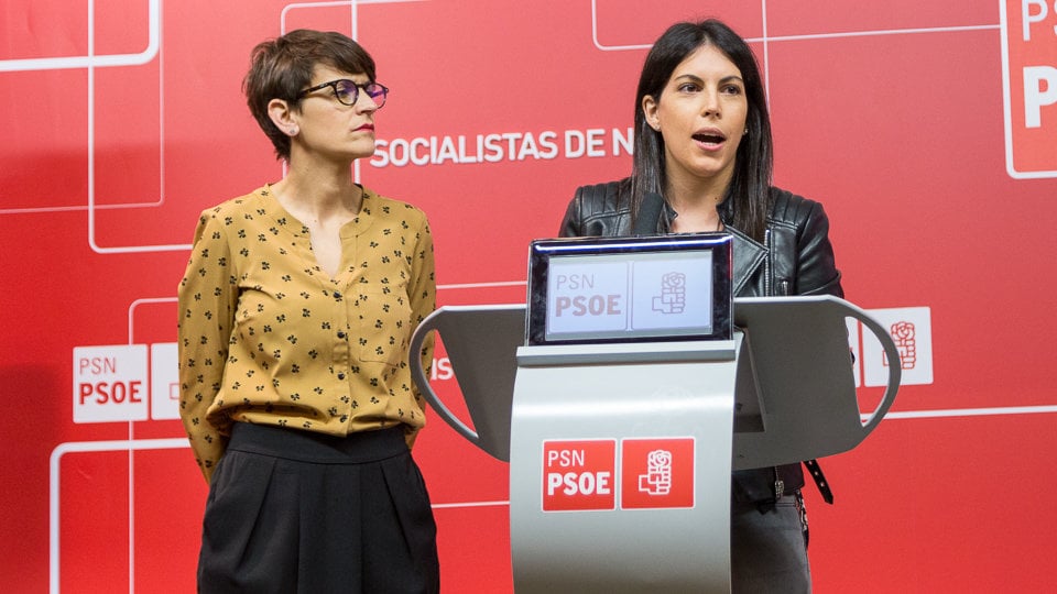 María Chivite, Carlos Mena, y Adriana Maldonado presentan las propuestas socialistas para favorecer el retorno del talento joven a Navarra (21). IÑIGO ALZUGARAY