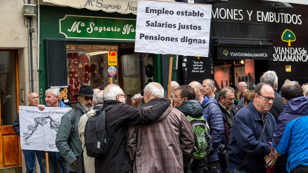 Concentración en favor del sistema público de pensiones y por unas pensiones dignas (01). IÑIGO ALZUGARAY