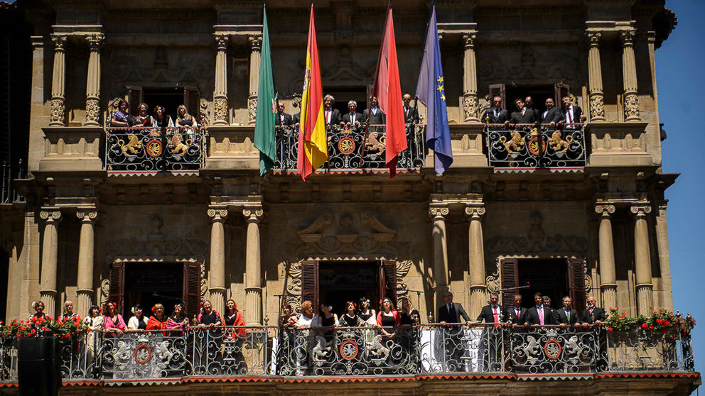 Concierto de AGAO en el Ayuntamiento de Pamplona por el Día Europeo de la ópera. PABLO LASAOSA 03