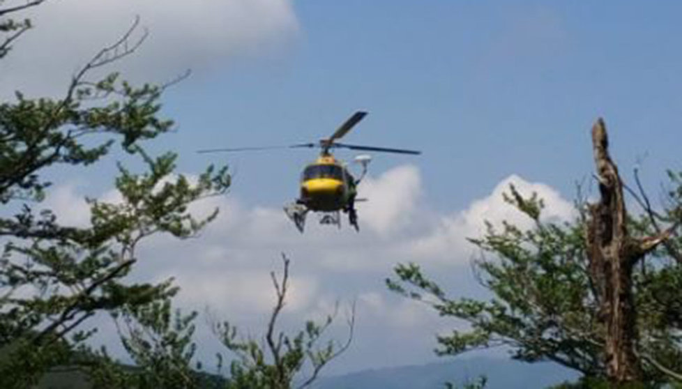 Rescate en helicóptero en Echalar (2) GUARDIA CIVIL
