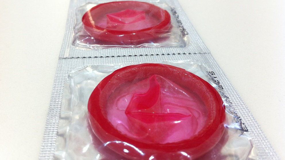 Imagen de una tira de preservativos ARCHIVO