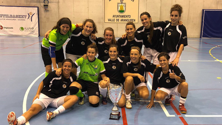 El Txantrea celebra su título de Copa Navarra de fútbol sala. Twitter FNF.