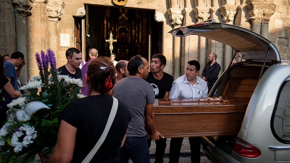 Funeral del las tres personas fallecidas en Cáseda (Navarra) por un tiroteo. NAVARRACOM03