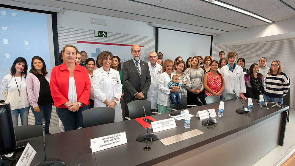El consejero de Salud, Fernando Domínguez, ha abierto este martes las IV Jornadas de Lactancia Materna