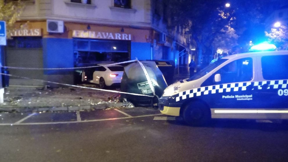 Accidente de tráfico en Pamplona POLICÍA MUNICIPAL DE PAMPLONA