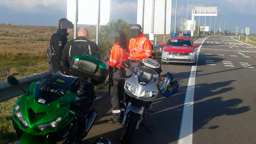 Los tres motoristas franceses interceptados por la Policía Foral