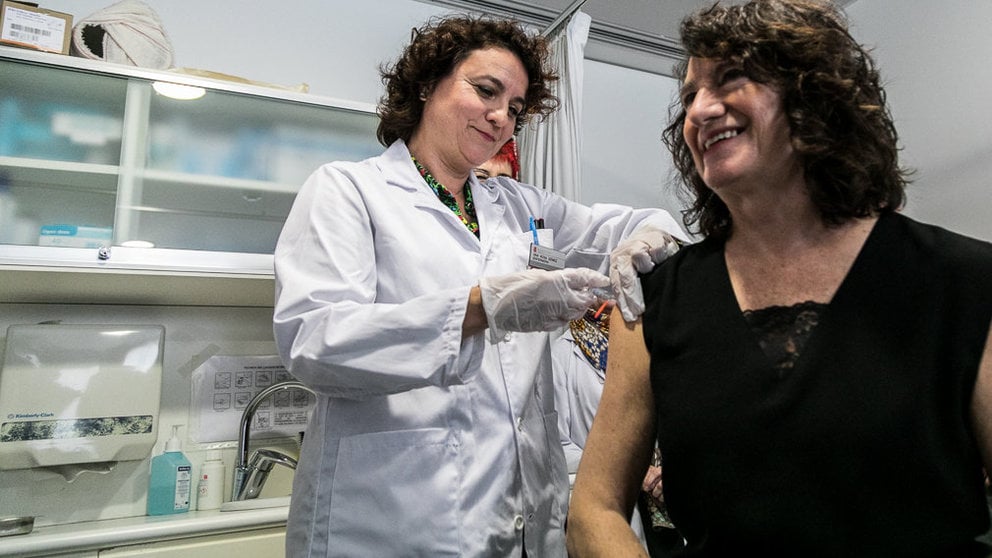 Campaña de vacunación de la gripe 2018 del Servicio Navarro de Salud-Osasunbidea (04). IÑIGO ALZUGARAY