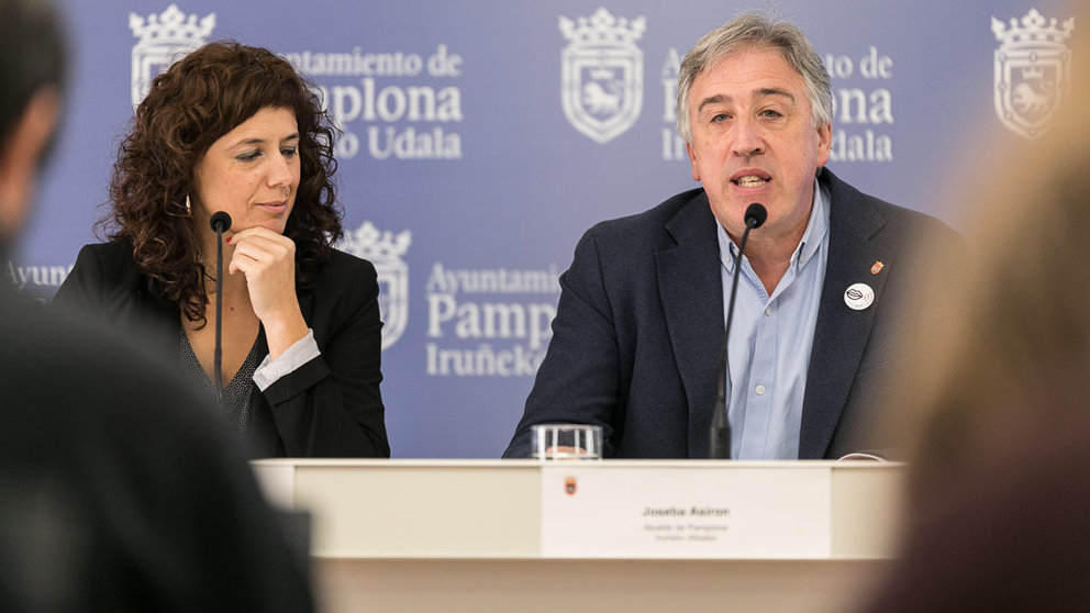 Joseba Asiron, Patricia Perales y Gerardo Hurtado presentan el proyecto de Presupuestos del Ayuntamiento de Pamplona para 2019 (14). IÑIGO ALZUGARAY