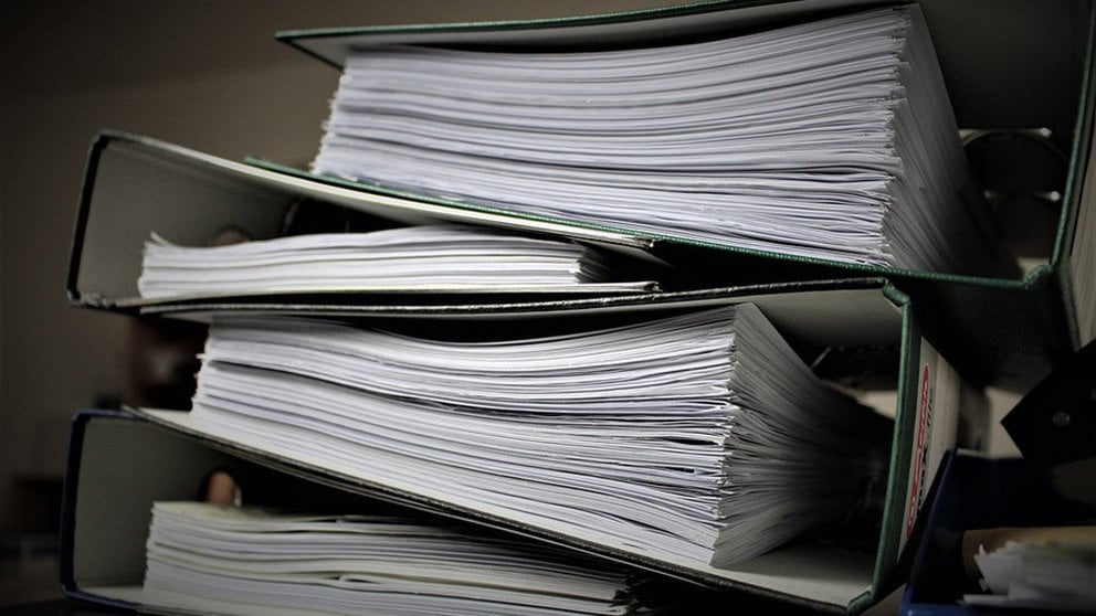 La administración electrónica sustituirá las ingentes cantidades de papel ARCHIVO