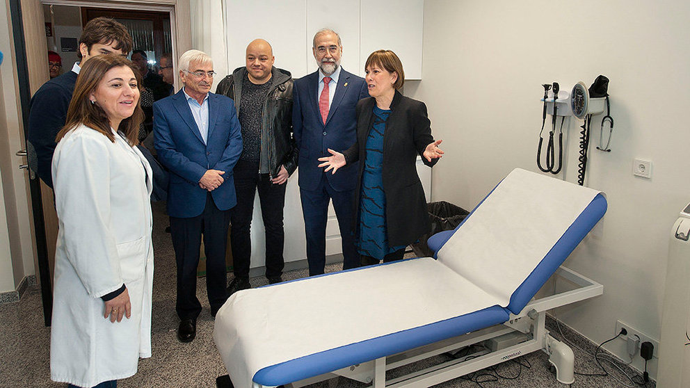 La presidenta Uxue Barkos y el consejero Fernando Domínguez visitan las nuevas instalaciones del centro de salud de Lodosa GOBIERNO DE NAVARRA