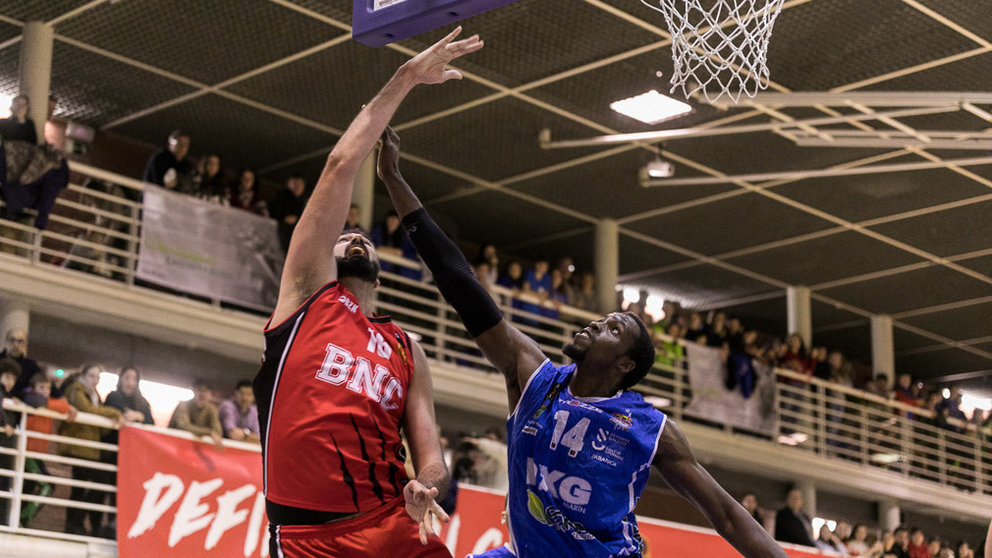 Partido de la liga LEB Plata de Baloncesto entre Basket Navarra y Marín Pontevedra (19). IÑIGO ALZUGARAY