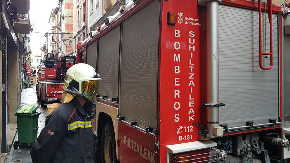 Incendio por un colchón en Pamplona BOMBEROS DE NAVARRA