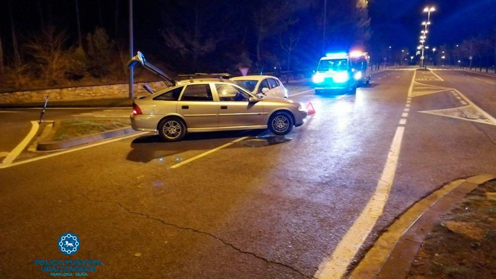 Los coches implicados en el accidente ocurrido en Pamplona POLICÍA MUNICIPAL DE PAMPLONA