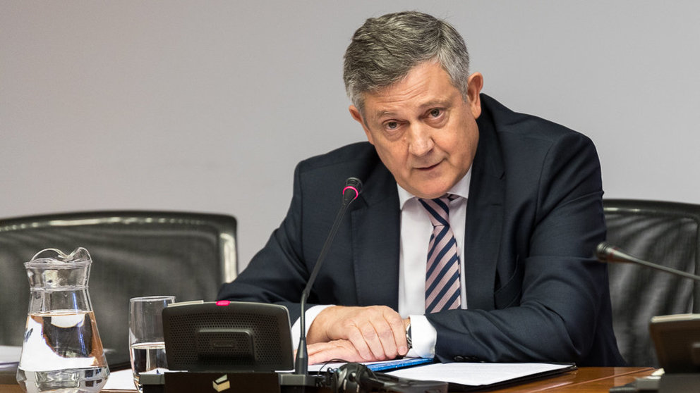 Francisco Iribarren, ex vicepresidente del Gobierno de Navarra, comparece en la comisión de investigación de Sodena en el Parlamento (05). IÑIGO ALZUGARAY