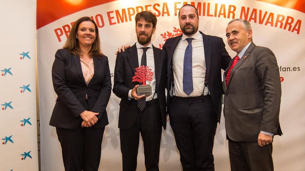El grupo Enhol recibe el premio empresa familiar de navarra NAVARRA CAPITAL