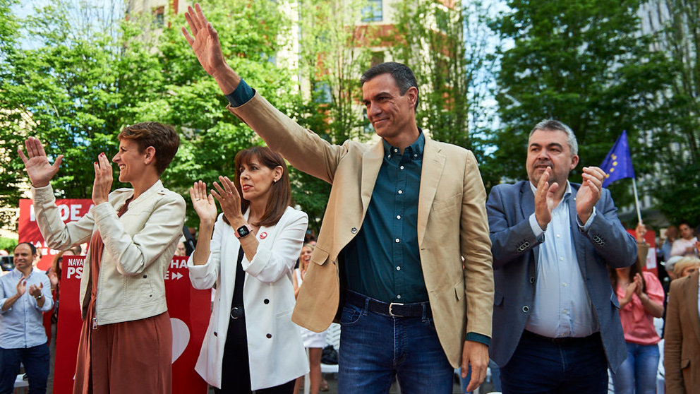 Visita del presidente Pedro Sanchez a los socialistas navarros para apoyar a las candidatas a la presidencia de Navarra, María Chivite y a la alcaldía de Pamplona, Maite Esporrín. MIGUEL OSÉS