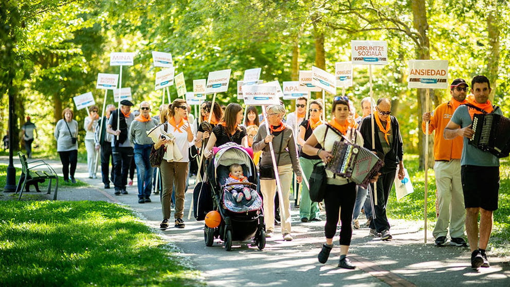 Con motivo del Día Mundial de la Esclerosis Múltiple, se ha organizado en Pamplona una marcha popular para concienciar sobre la enfermedad Foto ILUNE2
