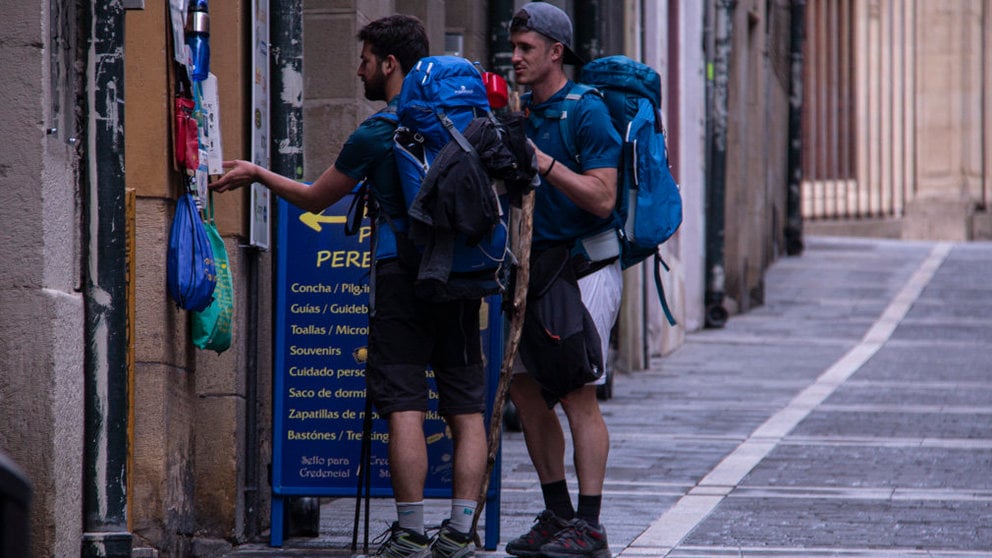 Turistas Pamplona . NOEMÍ VERA  _6