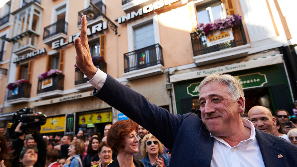 Enrique Maya toma posesión como nuevo alcalde de Pamplona tras la salida de Joseba Asirón, de EH Bildu. PABLO LASAOSA 34