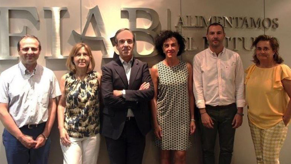 Encuentro en Madrid entre la Asociación de Industrias Alimentarias de Aragon Navarra y la Rioja, y la Federación Nacional de Alimentación y Bebidas CEDIDA