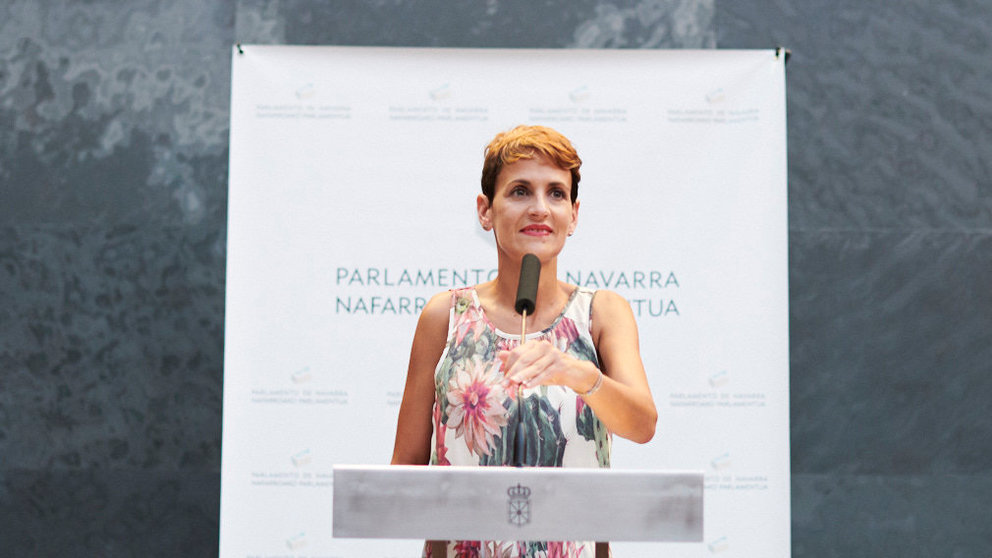 Sesión de investidura de la socialista María Chivite, ahora presidenta del Gobierno de Navarra. PABLO LASAOSA 12