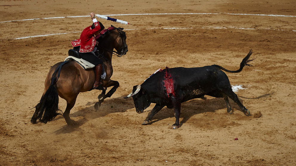 Última corrida de la feria de Tafalla de 2019 con la ganadería de Rosa Rodrigues para los rejones de Guillermo Hermoso de Mendoza y los toros de Buenavista para los diestros Joaquín Galdós y Filiberto. MIGUEL OSÉS