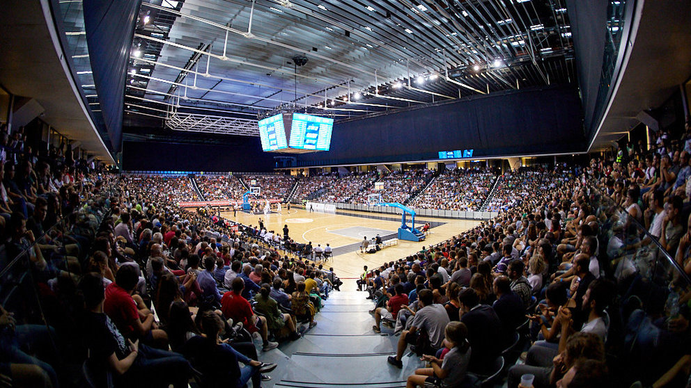Partido amistoso de baloncesto entre Kirolbet Baskonia e Iberostar Tenerife disputado en el pabellón Navarra Arena de Pamplona. IÑIGO ALZUGARAY