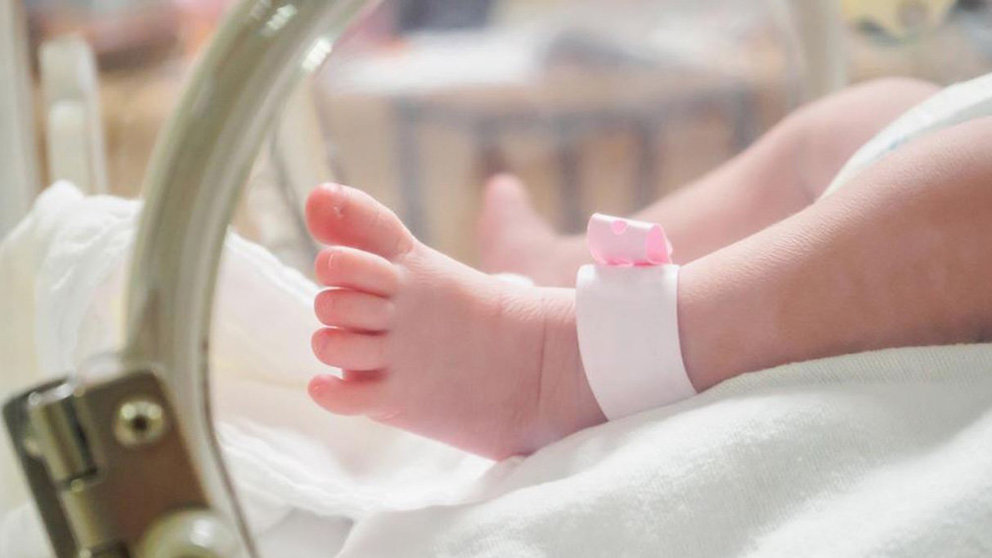 Un bebé en un hospital ARCHIVO