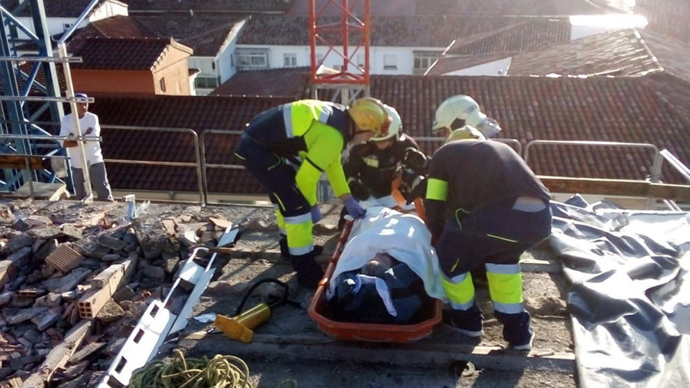 Accidente laboral en Pamplona BOMBEROS DE NAVARRA