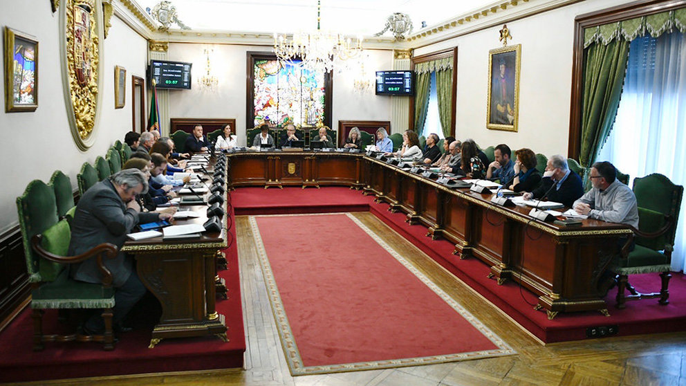 Pleno del Ayuntamiento de Pamplona PABLO LASAOSA