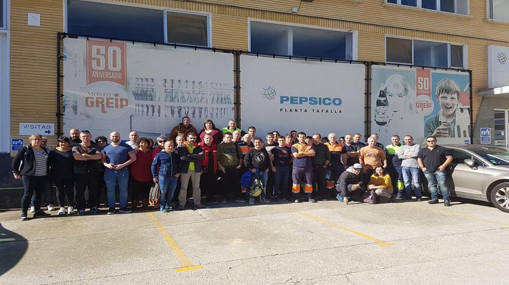Concentración de los trabajadores de la planta de Pepsico en Tafalla CEDIDA