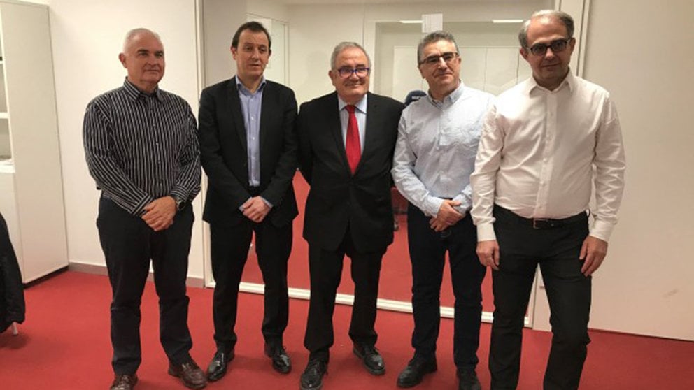 Miembros de la comisión de control económico de Osasuna con Luis Sabalza en noviembre de 2019. Foto CA Osasuna.