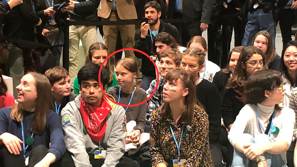 En el centro de la protesta silenciosa, la activista sueca Greta Thunberg. EUROPA PRESS