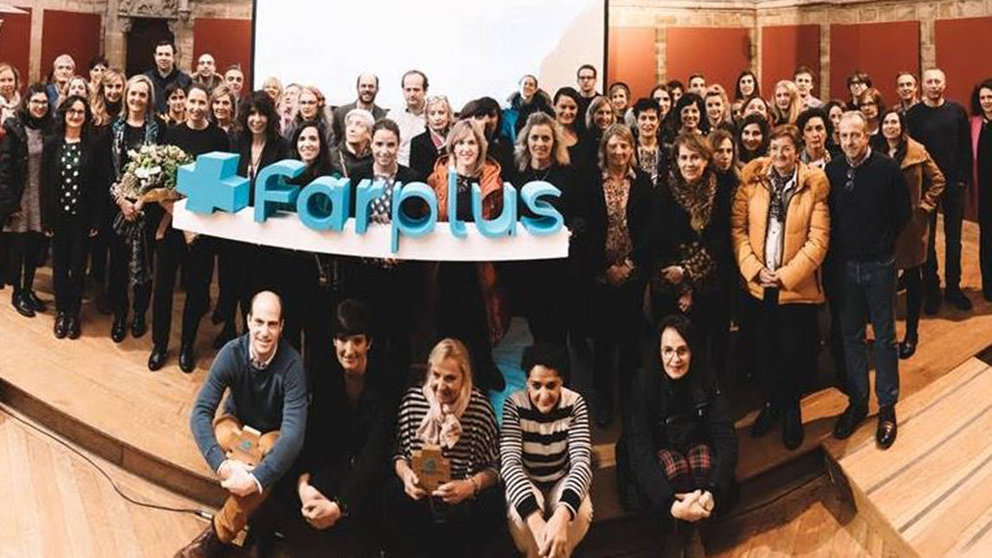 Fiesta para celebrar el 18º aniversario de Farplus CEDIDA
