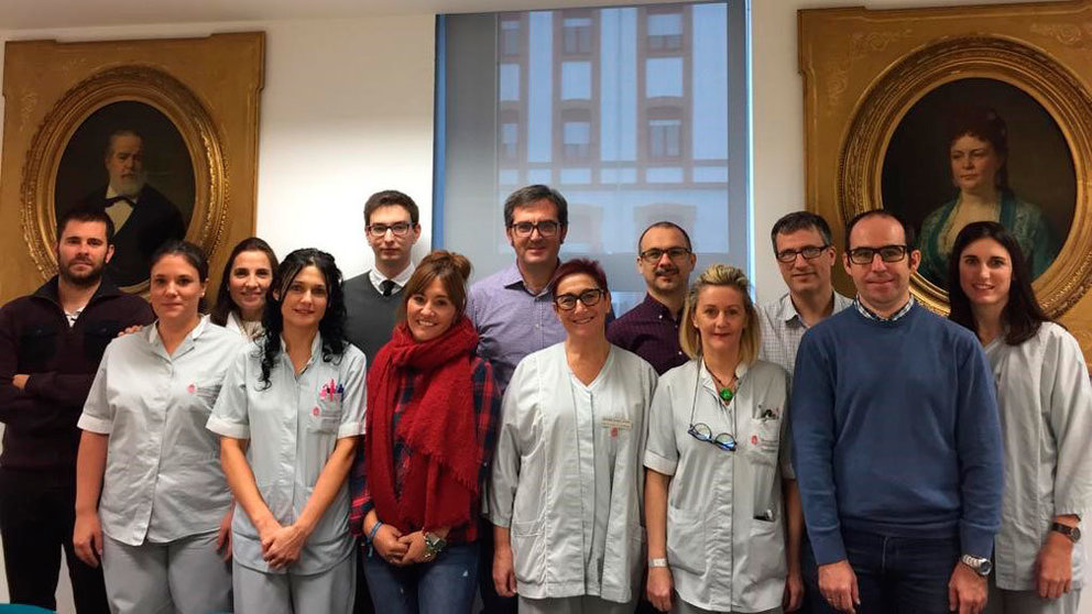 Investigadores de la UPNA y enfermeras del CHN autores de la aplicación. Foto cedida por el Colegio de Enfermería de Navarra. CEDIDA