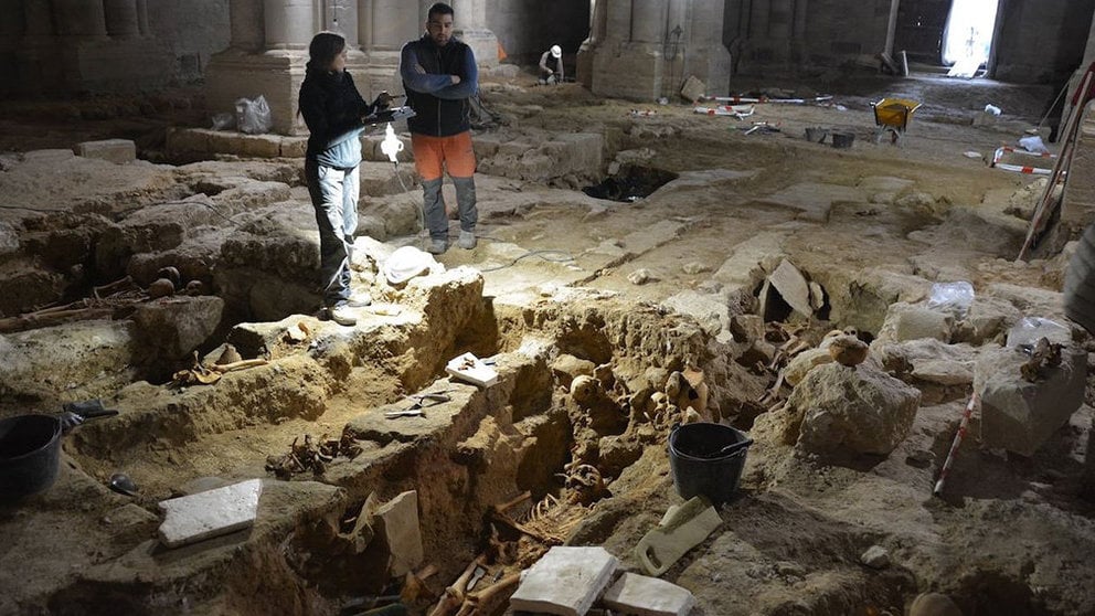 Interior de la iglesia donde se han realizado las excavaciones. GOBIERNO DE NAVARRA