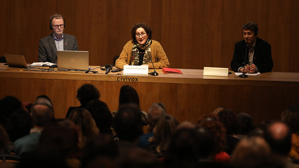 La consejera de Derechos Sociales, Mª Carmen Maeztu, en una conferencia. GOBIERNO DE NAVARRA