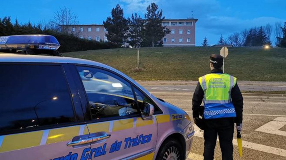 Control de tráfico de la Policía Muncipal de Pamplona POLICÍA MUNICIPAL DE PAMPLONA