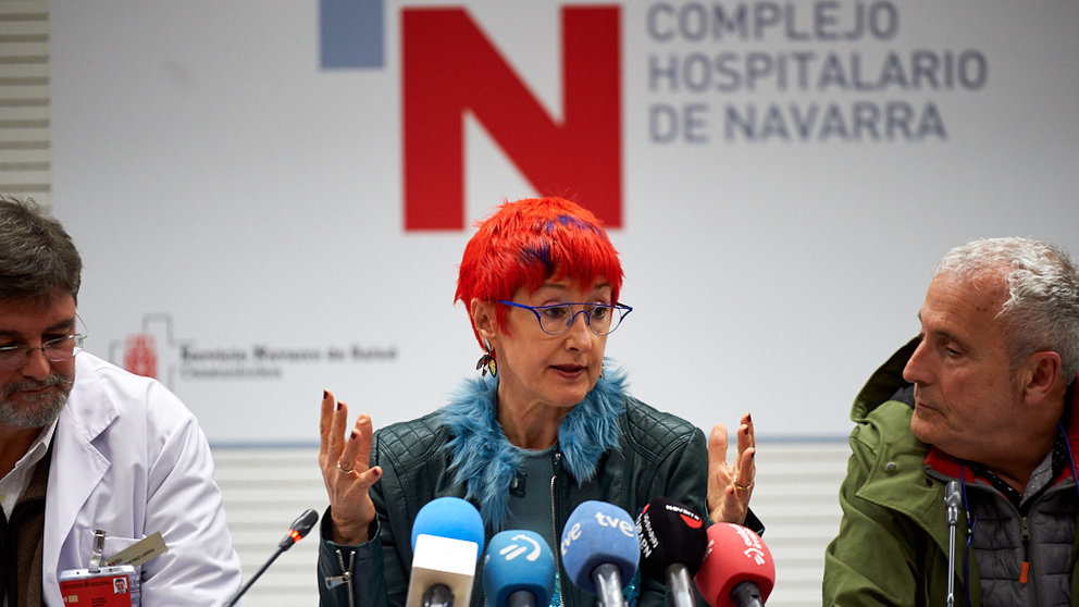 La consejera de Salud, Santos Induráin, ofrece una rueda de prensa para informar del primer caso positivo de coronavirus detectado en Navarra. MIGUEL OSÉS