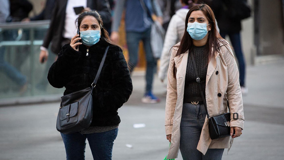 Personas con mascarilla ante el brote de coronavirus EUROPA PRESS