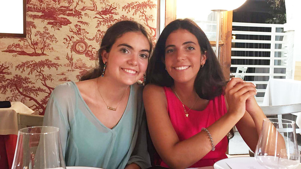 Las hermanas Andrés, Marina y Elena, creadoras del reto solidario para ayudar a las personas más necesitadas en Navarra. Cedida.