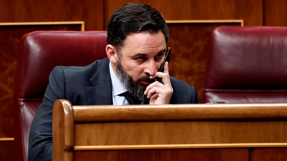 Spanish far-right Vox's leader Santiago Abascal attends the plenary session at Lower Chamber of Spanish Parliament, in Madrid, Spain, 09 April 2020. The session is to be focused in passing a new extension of the state of alarm due to coronavirus outbreak. EFE/Mariscal POOL
