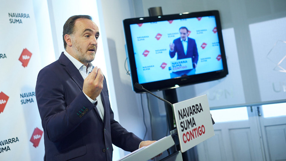 Javier Esparza comparece ante los medios de comunicación en su sede para presentar las propuestas de la coalición para el Plan Reactivar Navarra. PABLO LASAOSA