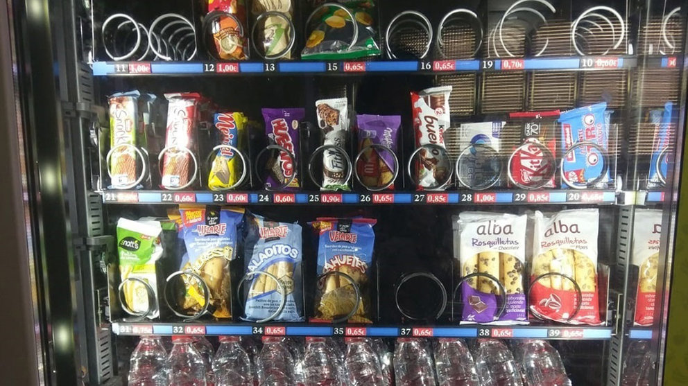 Una máquina de vending en un espacio público. ARCHIVO

Una máquina de vending en un espacio público

  (Foto de ARCHIVO)

17/7/2019
