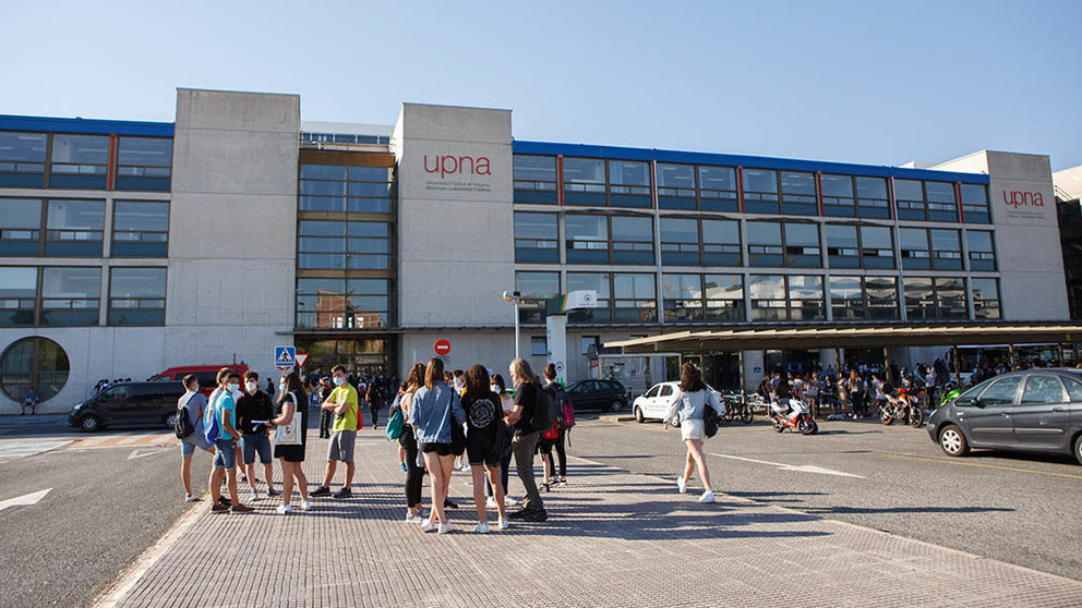 El aulario y la biblioteca de la Universidad Pública de Navarra (UPNA) acogen los exámenes de la EvAU de 2020 en Pamplona. FOTO UPNA (23)