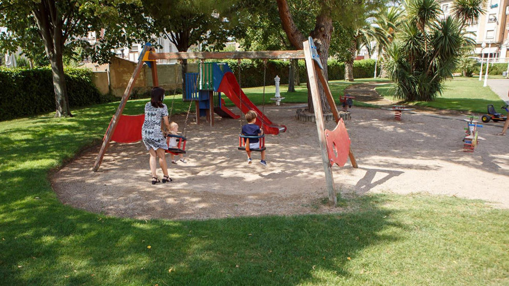 Parque en San Adrián donde se va a crear una nueva zona infantil de juegos. GOBIERNO DE NAVARRA